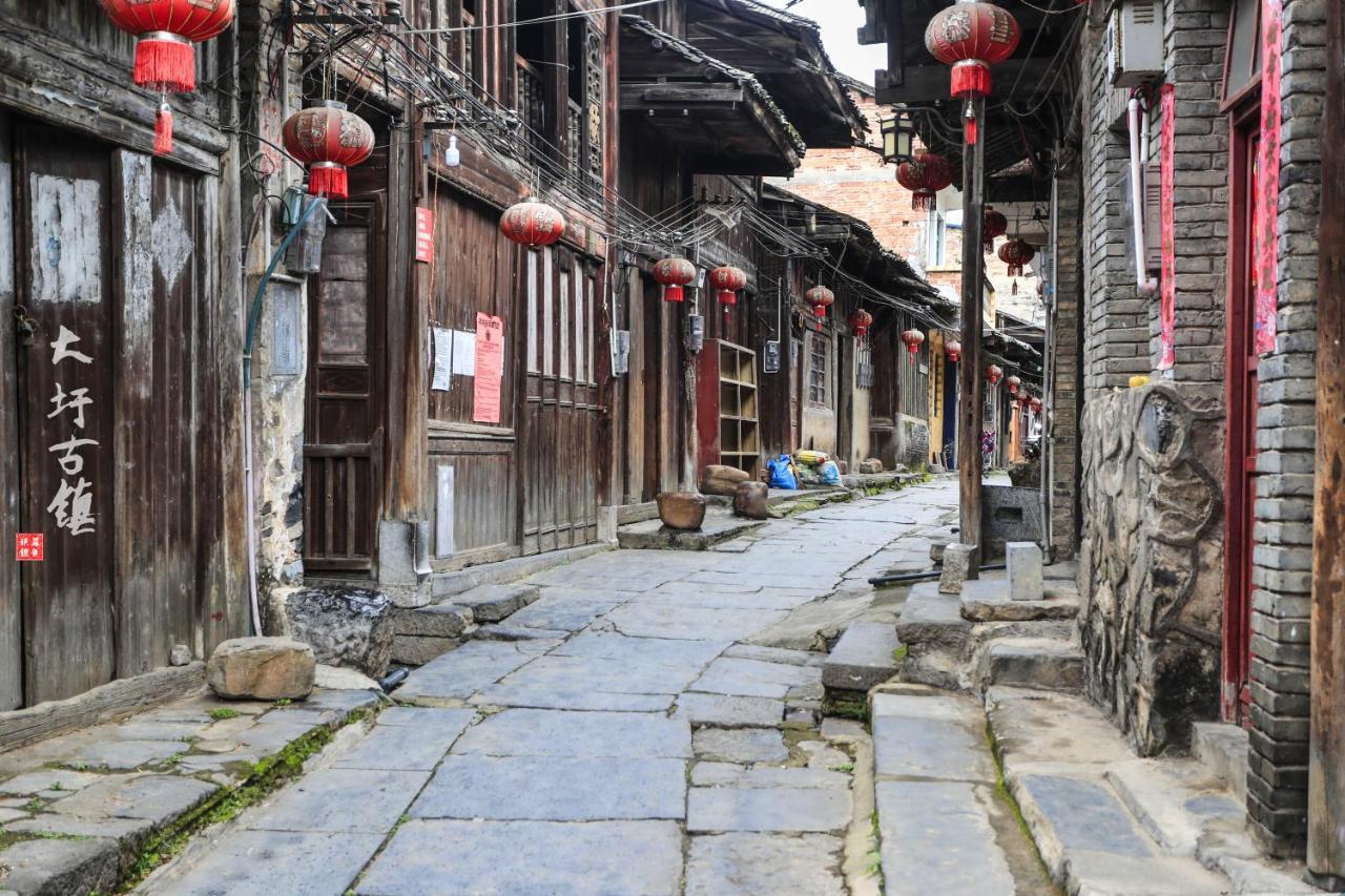 Wing Hotel Guilin- Pedestrian Street 외부 사진